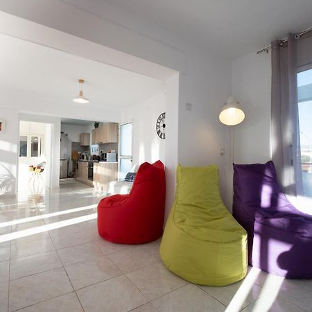 Seaview 3 Bedroom Kings Road Penthouse 파포스 외부 사진
