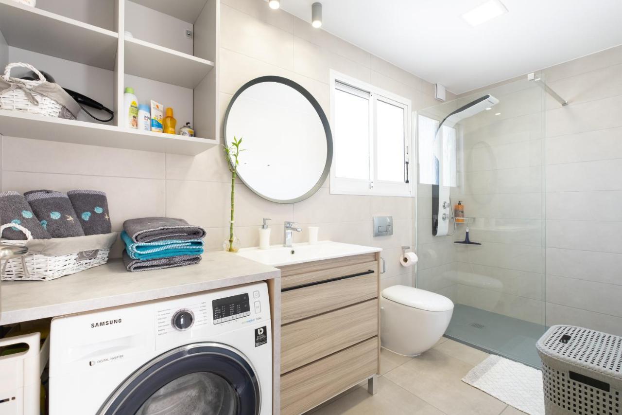 Seaview 3 Bedroom Kings Road Penthouse 파포스 외부 사진